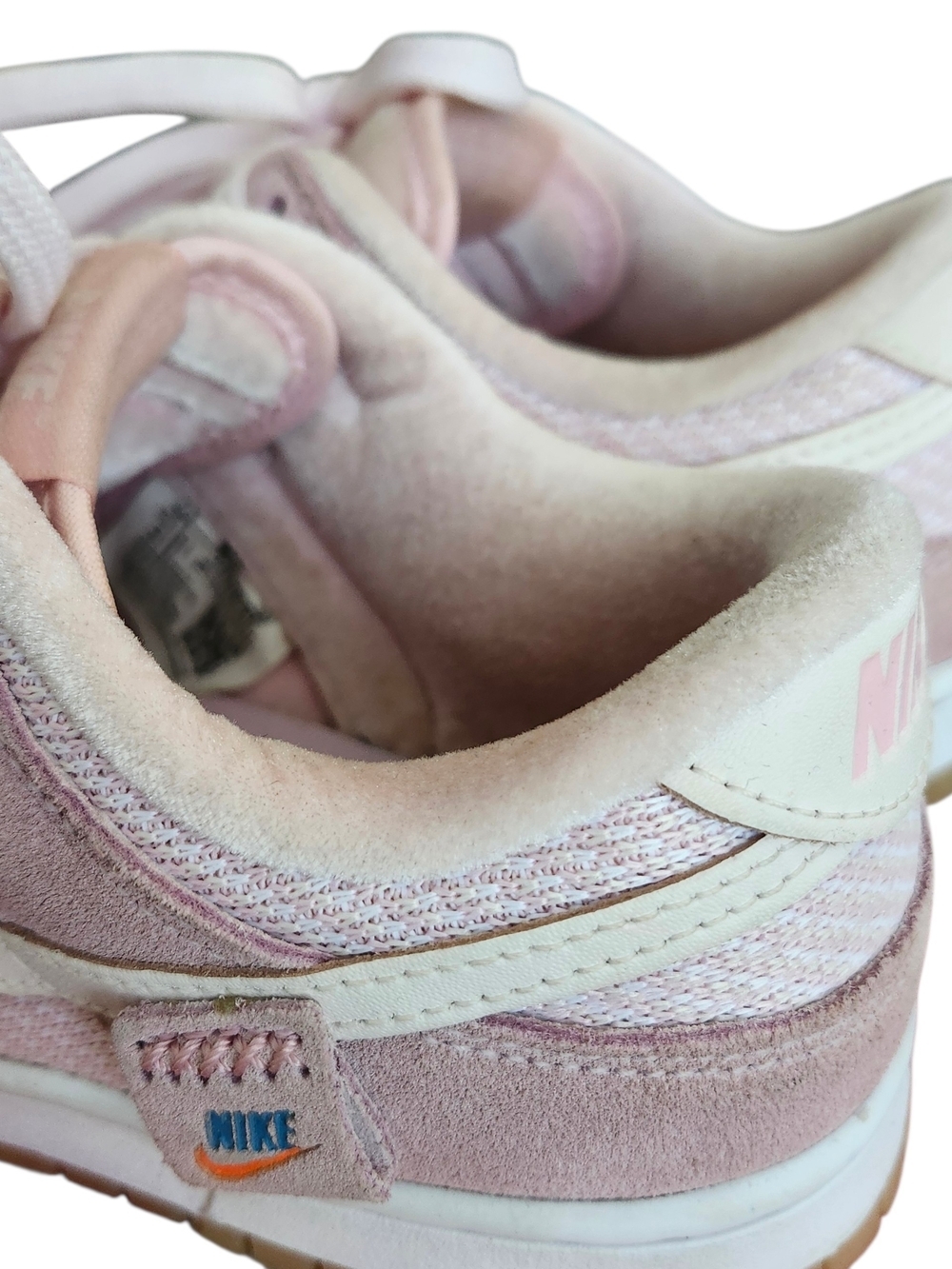Nike Women's Suede Pink Teddy Bear Edition Low Dunks Size 7.5 - Picture 8 of 16